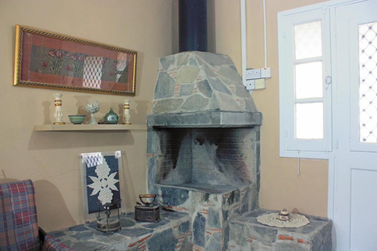 Laoni Guest House In Moutoullas, Marathasa 利马索尔 外观 照片
