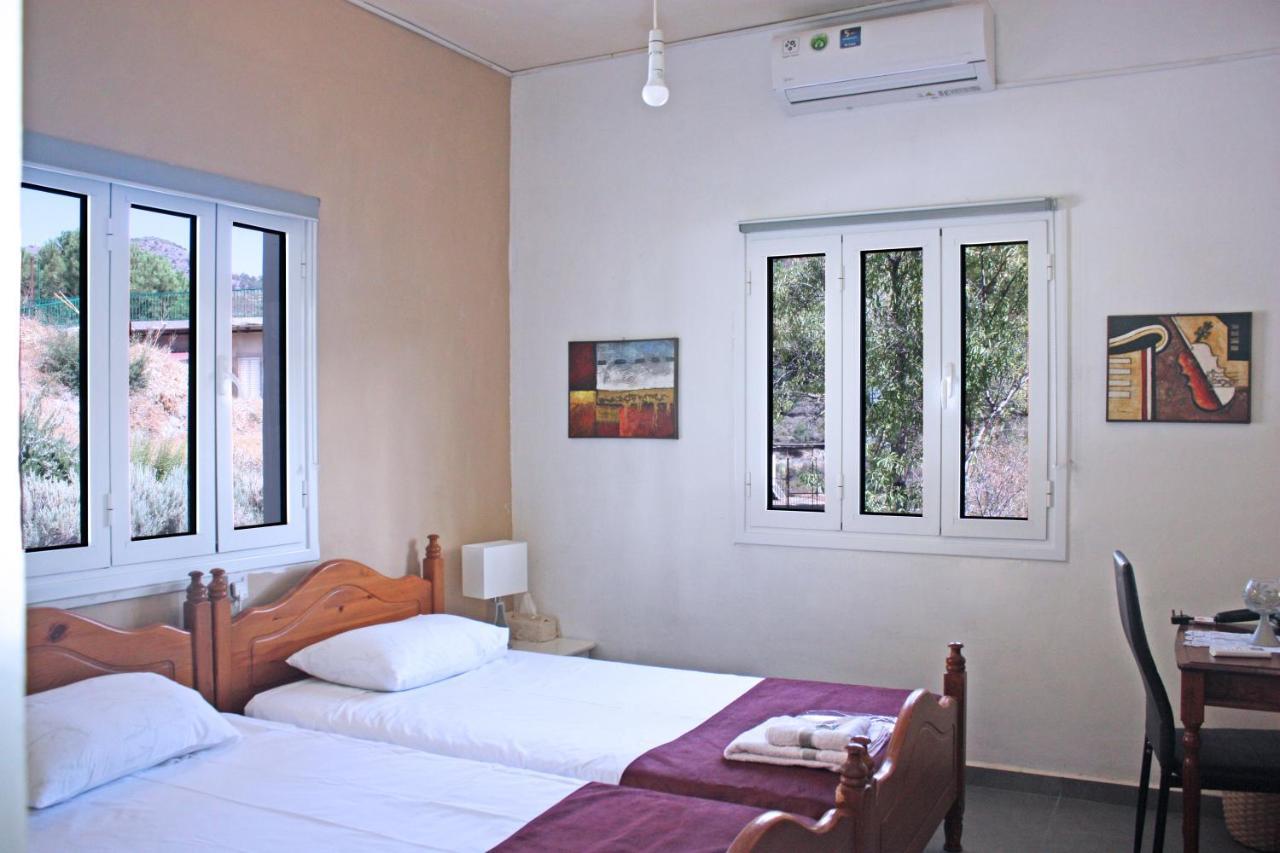 Laoni Guest House In Moutoullas, Marathasa 利马索尔 外观 照片